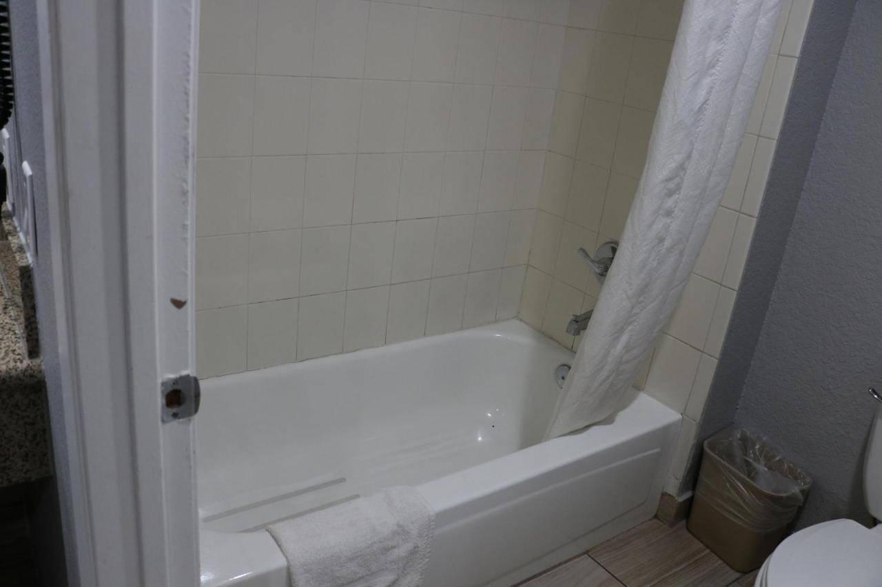 Grand Park Inn Baldwin Park Ngoại thất bức ảnh